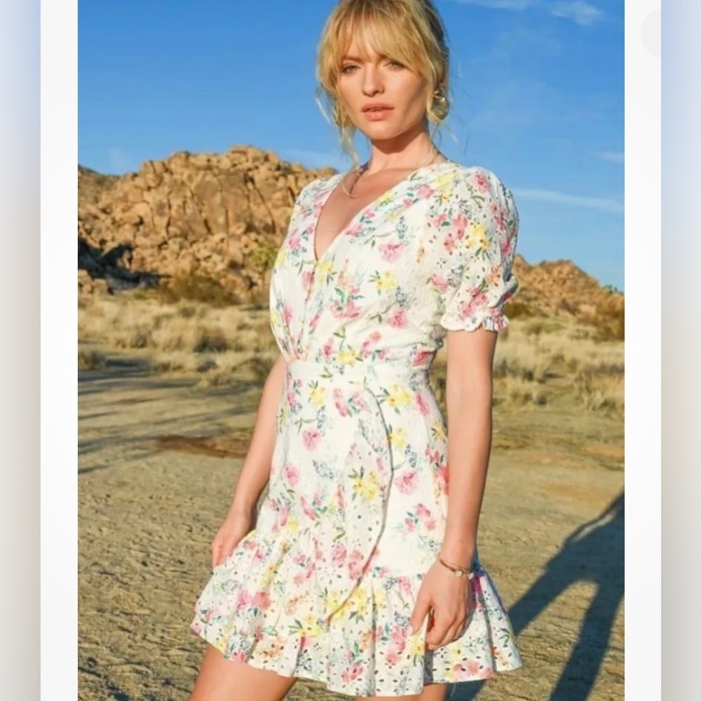 YUMI KIM ~ “Be The One” Eyelet Floral Print Dress ~ Faux Wrap Skirt ~ Size 6